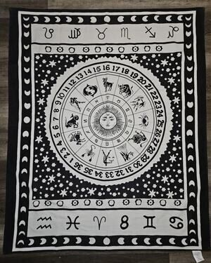 48x57 Black/White CELESTIAL ZODIAC TAPESTRY Bohemian, Indie, Astrology EUC